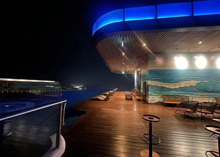 Ho Khach San Salimi Alacarte Bay Sea View Apartment Ha Long